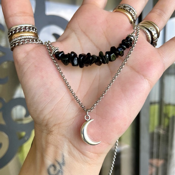 Necklace Double layer onyx & moon + earrings set - Picture 7 of 9